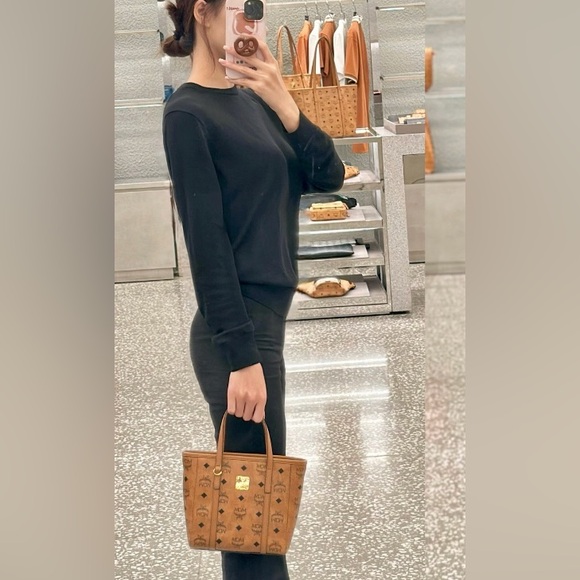 MCM Crossbody Tote Bag - Picture 2 of 6